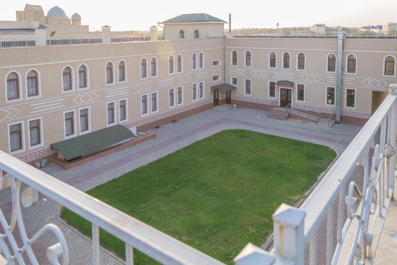 Hotel Khanaka Turkistan Exteriér fotografie